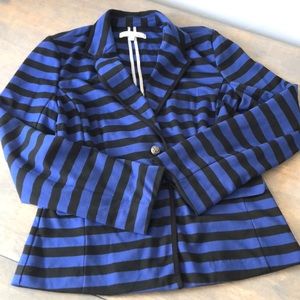 Ellen Tracy Company blue and black blazer